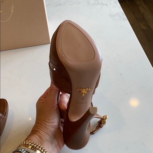 Prada platform heels - Picture 4 of 8